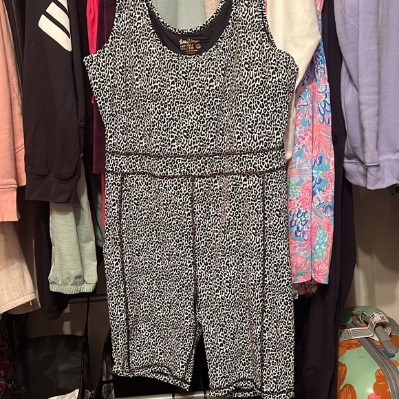 Brand new Lilly Pulitzer Everetta jumpsuit - Picture 4 of 4